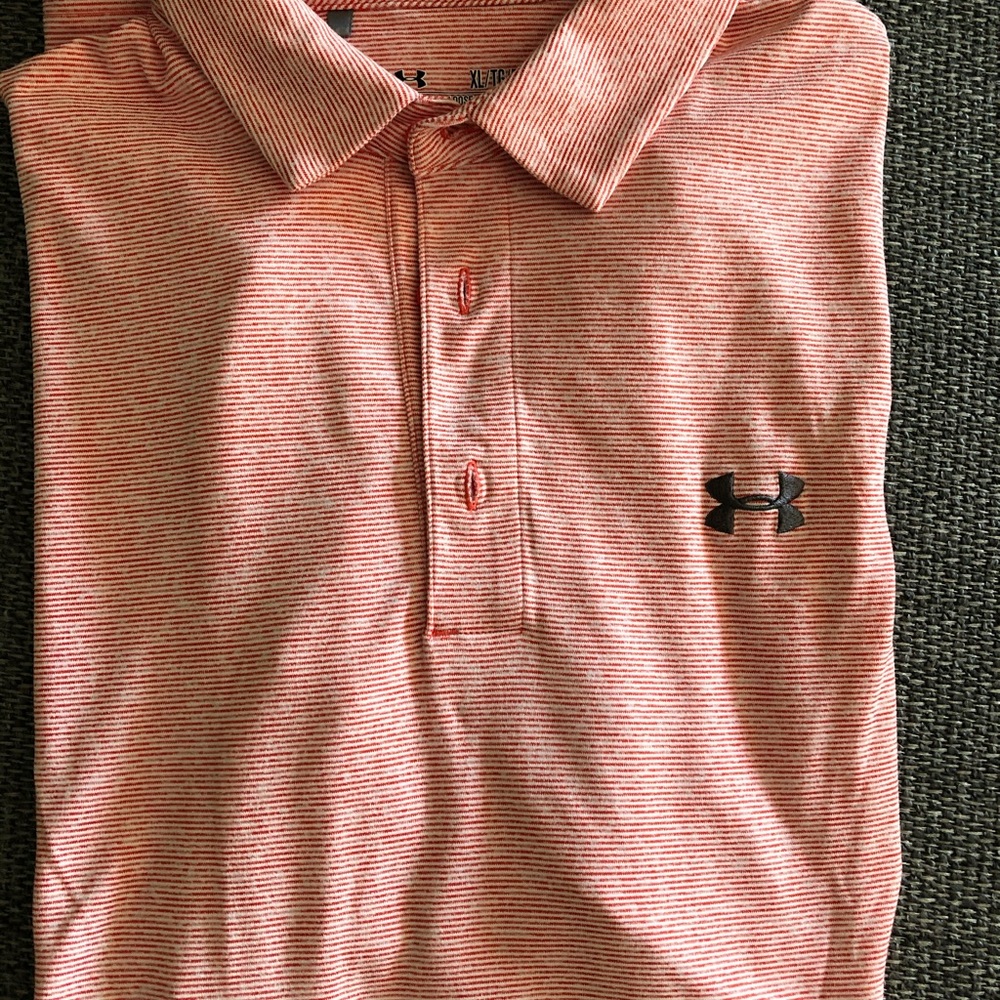 Men’s Under Armour XL golf shirt
